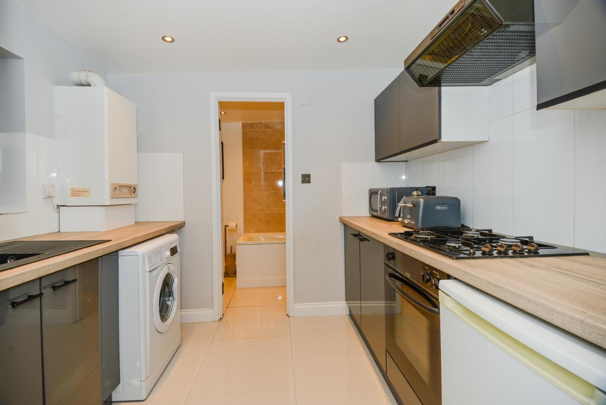 Cosy 1 Bedroom Home For Small Families London Exterior photo