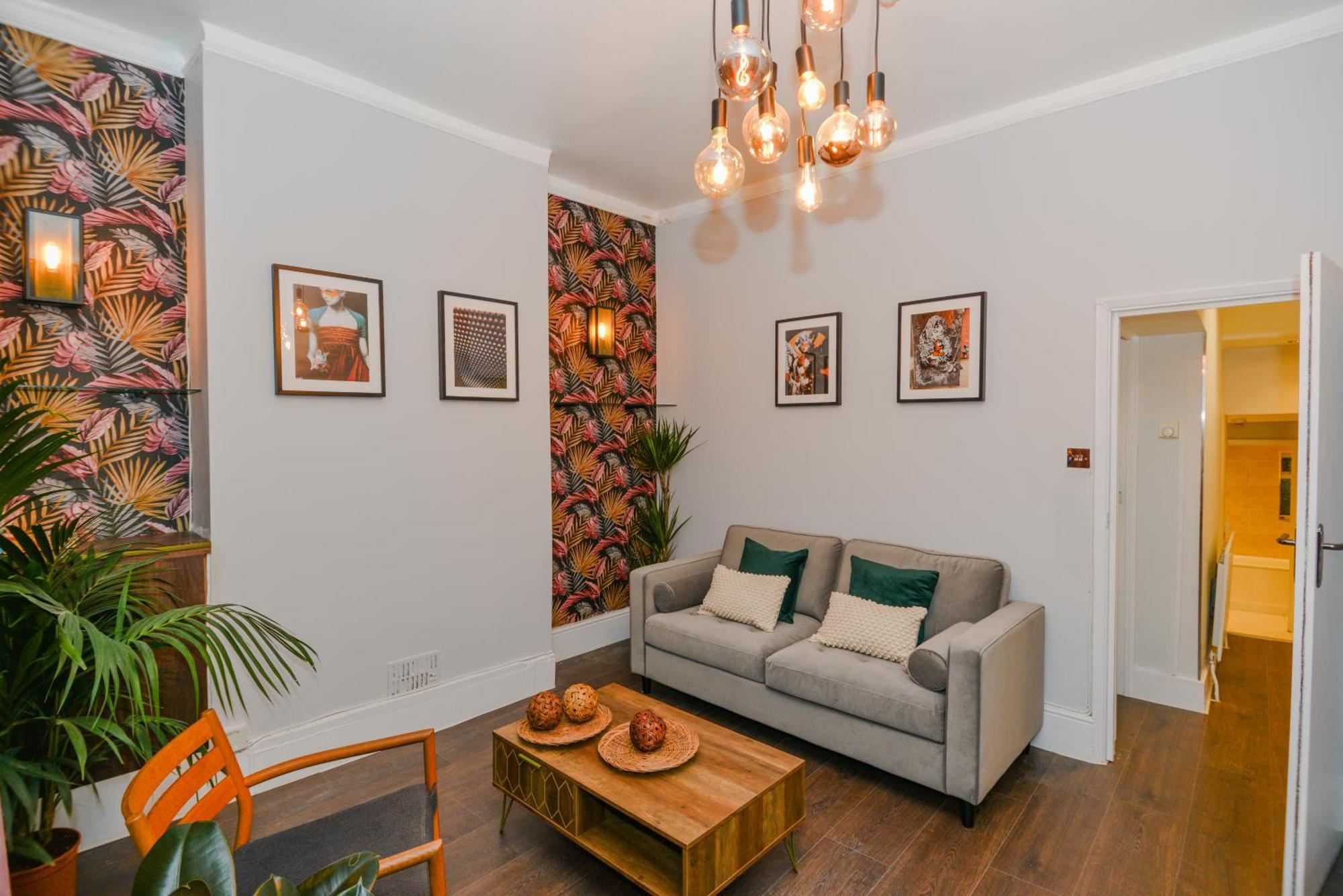 Cosy 1 Bedroom Home For Small Families London Exterior photo